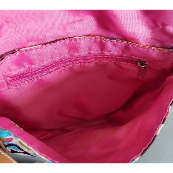 Lily Bloom Crossbody Bag with Floral Design - Picture 4 of 5